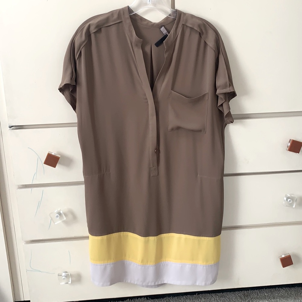 BCBGMaxAzria Colorblock Shortsleeve Dress